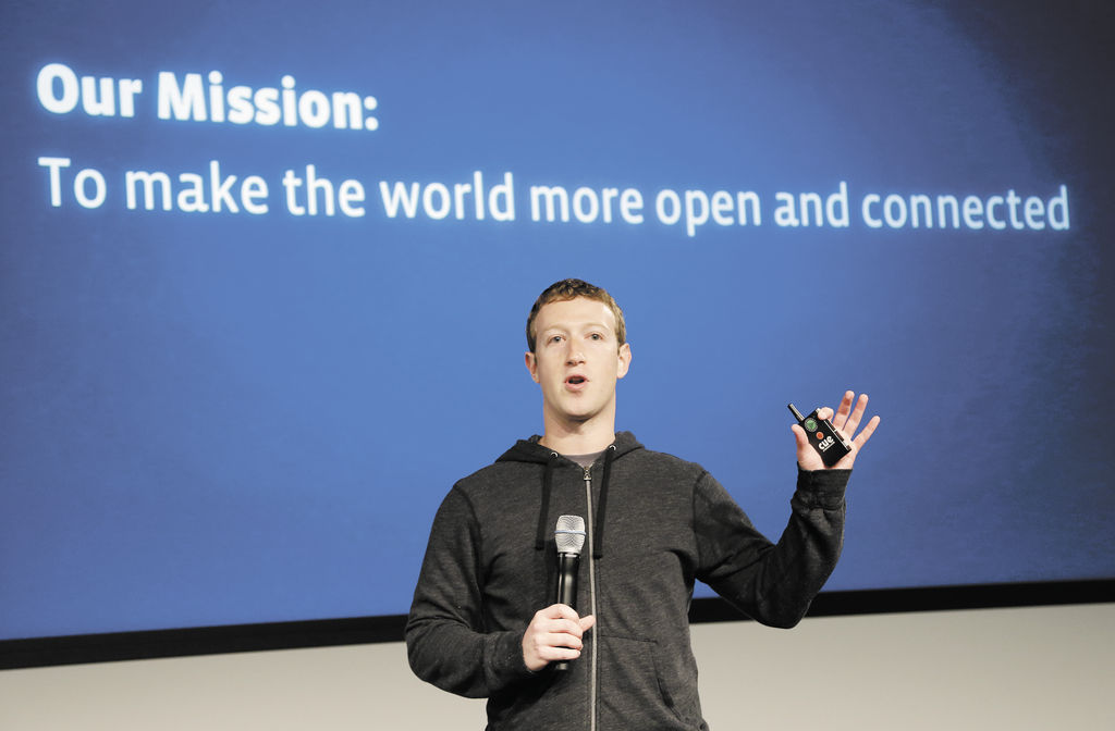 Zuckerberg se queja ante Obama de los abusos…