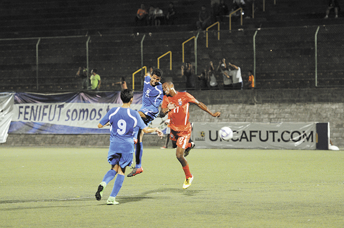 Nicas ganan en debut de Centroamericano Sub-16 de futbol