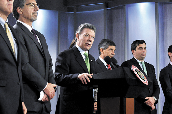 Santos propone cónclave a FARC