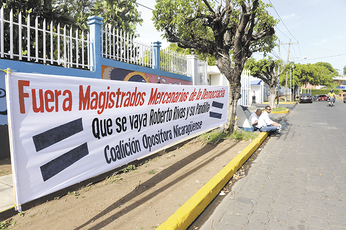 Llaman a primarias a los opositores