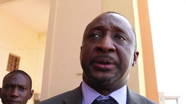 Malí busca a tres sospechosos por toma de rehenes