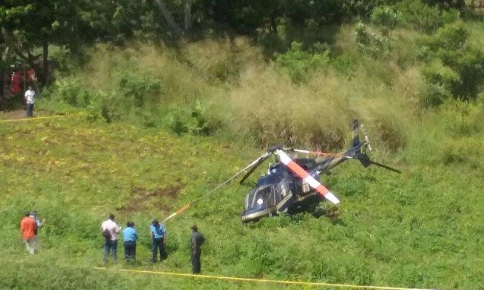 Aterrizaje forzoso de un helicóptero en Niquinohomo