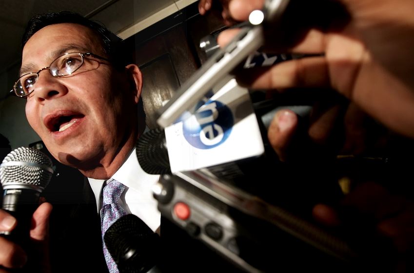 Congelan cuentas bancarias a expresidente hondureño Rafael Leonardo Callejas