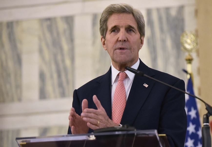 Kerry reclama a Rusia cese de bombardeos inmediato en Siria