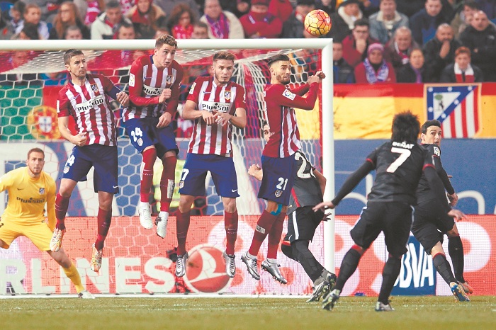 Atlético debe aprovechar pausa del Barcelona en la Liga