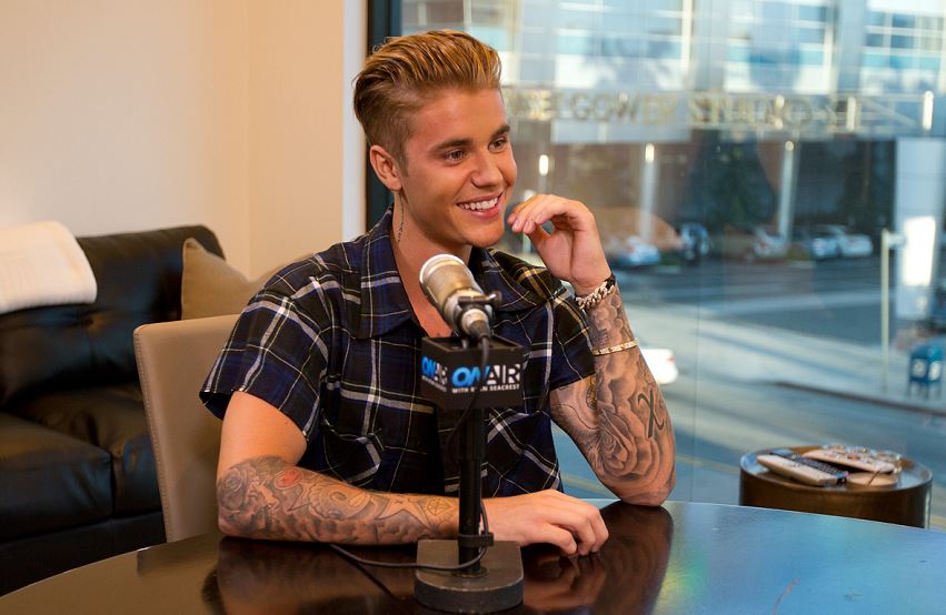 Justin Bieber tiene que borrar sus grafitis