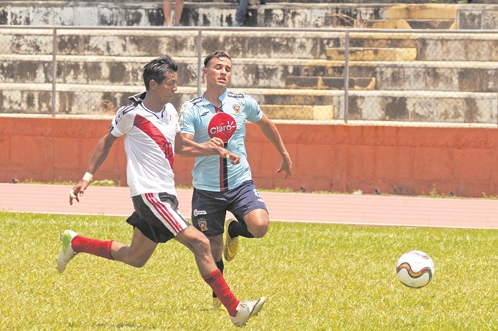 Eulises Pavón podría jugar en el futbol hondureño