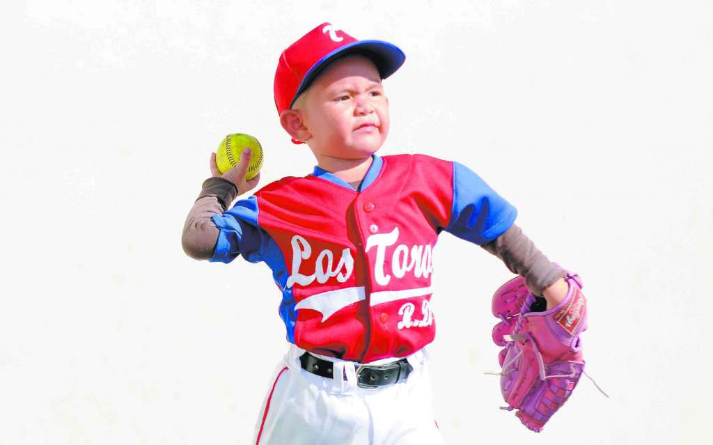 FENIBA incentiva a niños al deporte rey