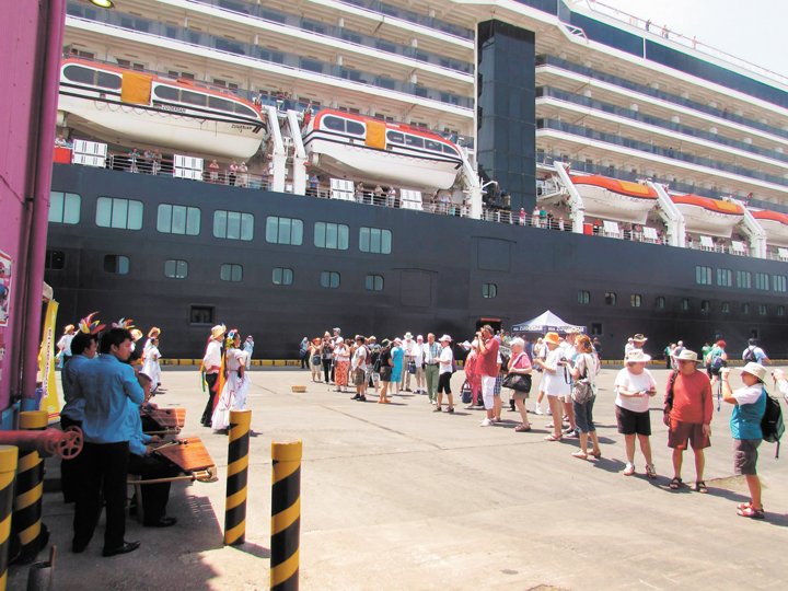 Turismo cerrará con casa llena