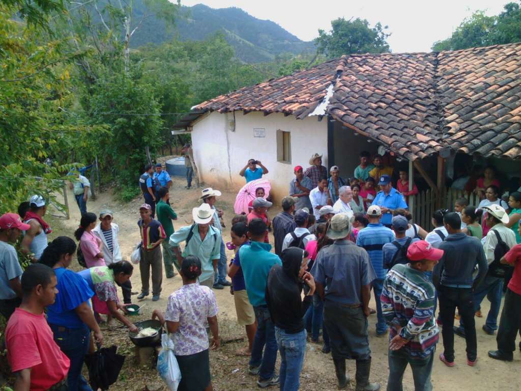 Policía Nacional impide nuevamente entrega de comida en Nueva Segovia