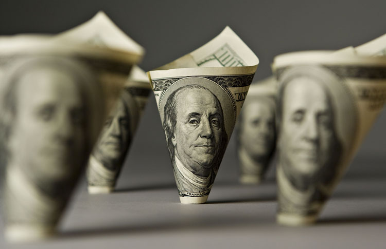 Grandes fortunas estancadas en 2015