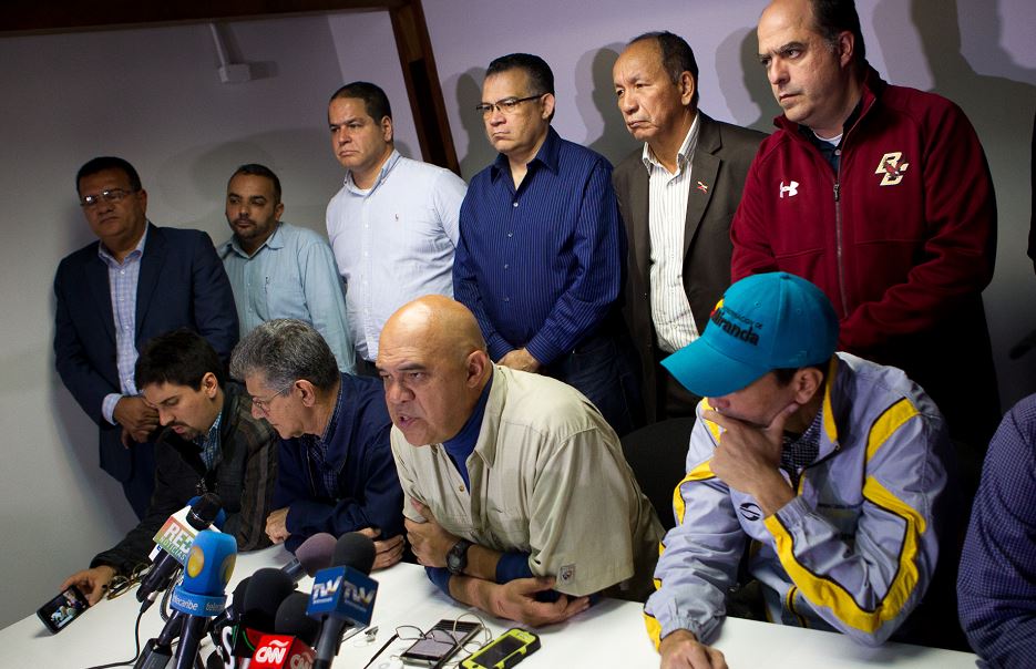 Venezuela: Diputados opositores asumirán escaño pese a sentencia