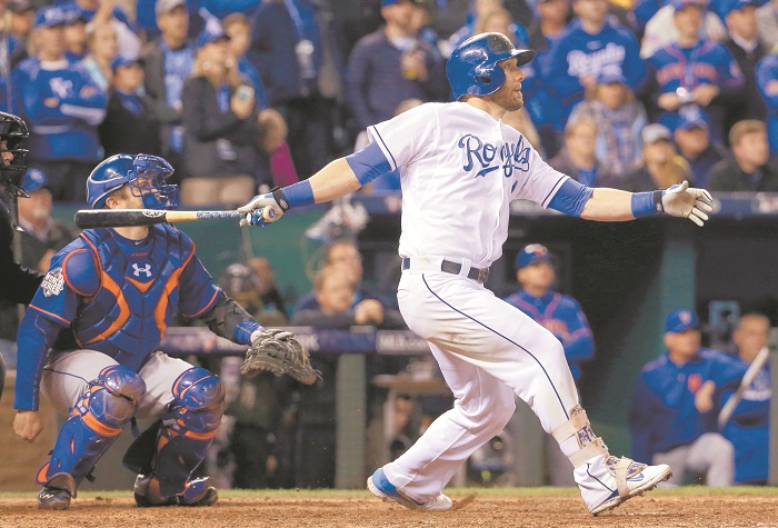 Alex Gordon se queda cuatro temporadas más con Kansas City en las Grandes Ligas