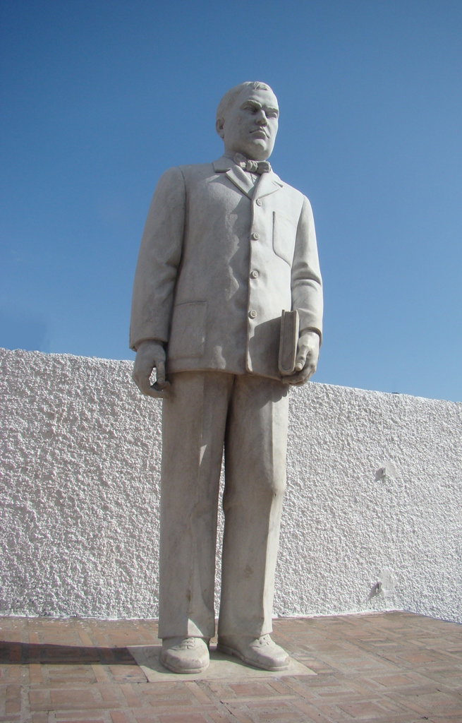 Simposio dariano reúne a académicos del mundo en la ciudad de León