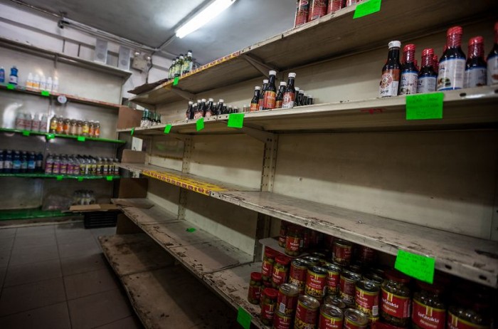 En Venezuela salario mínimo no da para comer