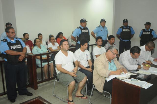 Absuelven a diputados y concejales de oposición nicaragüense