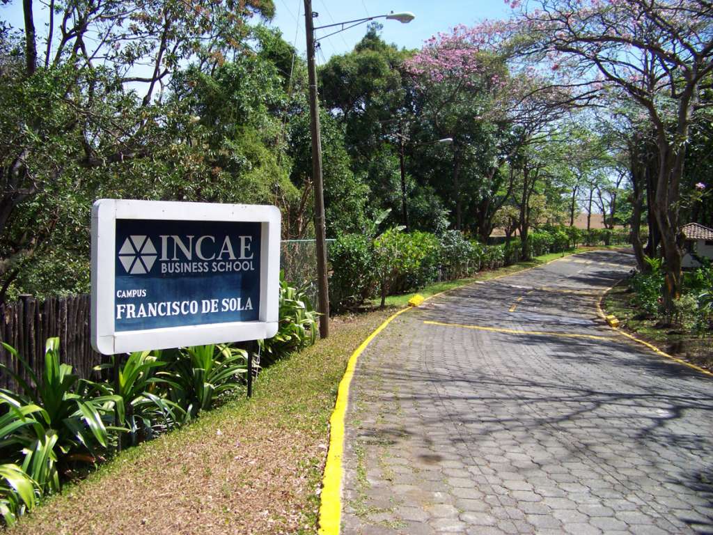 Incae, entre los mejores del mundo