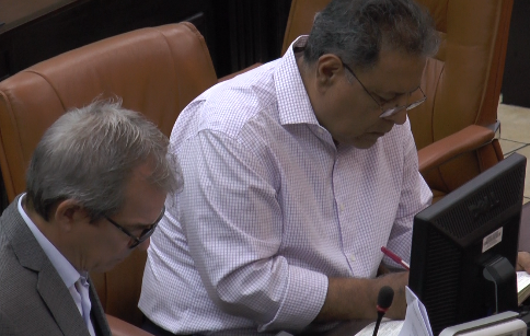 Sáenz y Langrand no pueden presenciar reuniones de la Comisión Económica