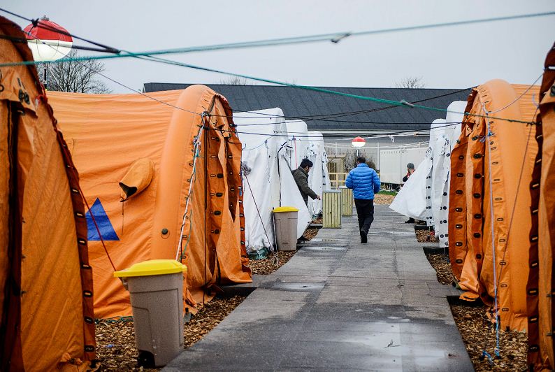 Dinamarca confiscará bienes a refugiados