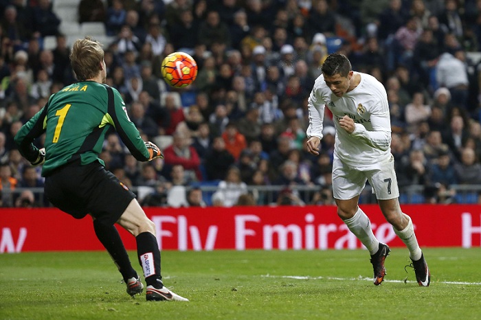 Con triplete de CR7, Real Madrid goleó al Espanyol