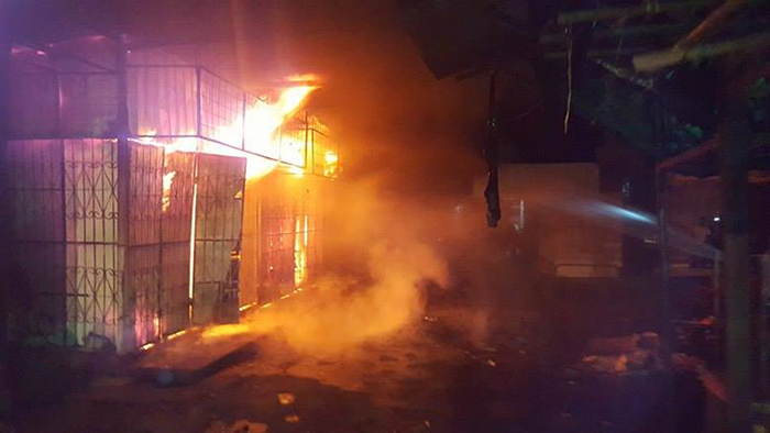 Cuantiosas pérdidas por incendio en mercado de León