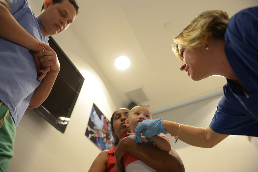 Jornada quirúrgica para operar a niños con labio y paladar hendido