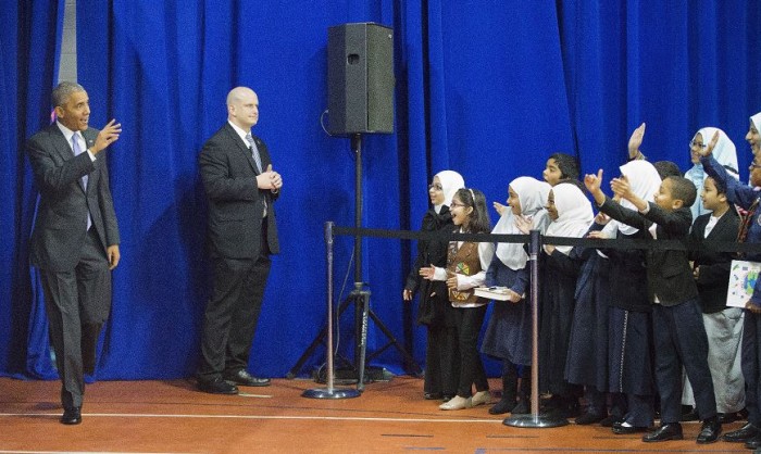 Barack Obama condena “inexcusable” retórica antimusulmana