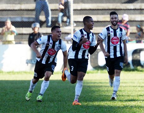 Diriangén se impone al Real Estelí en el Clásico Nacional con golazo de Rafael Vieira