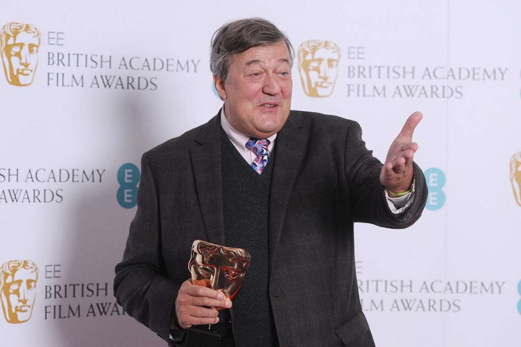 Stephen Fry es criticado en Twitter