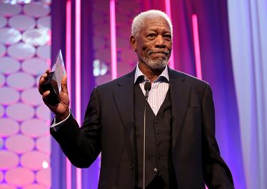 Morgan Freeman y J.J. Abrams, presentarán en los Óscar