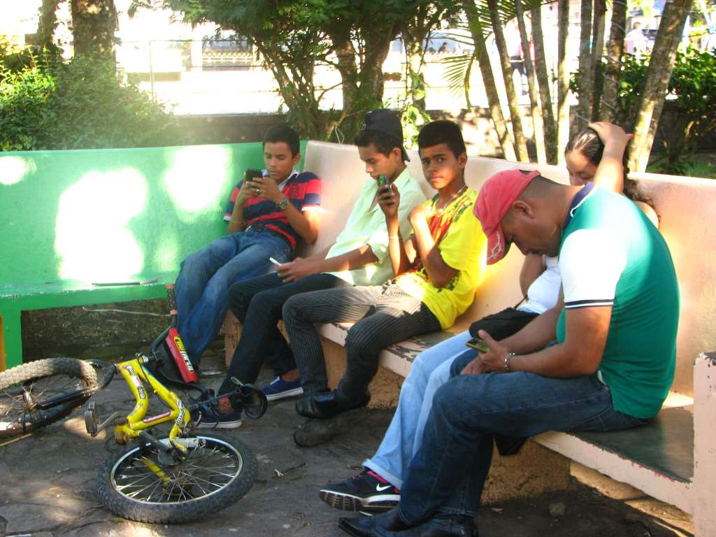 Gobierno de Nicaragua mantiene bloqueo de Internet en parques públicos