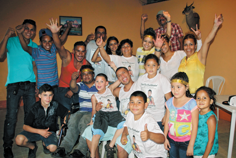 Familiares del «Gallito» orgullosos tras su victoria en Sudáfrica