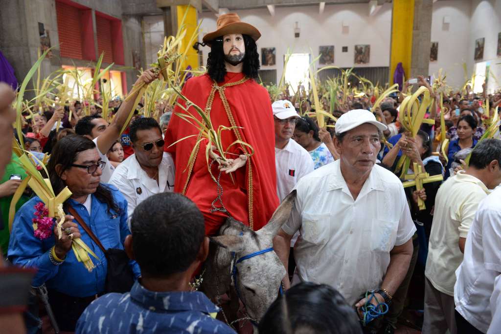 Procesión de Jesús del triunfo en Catedral de Managua
