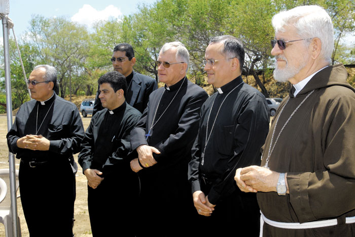 Se cumplen dos años de que Ortega ignoró a Obispos