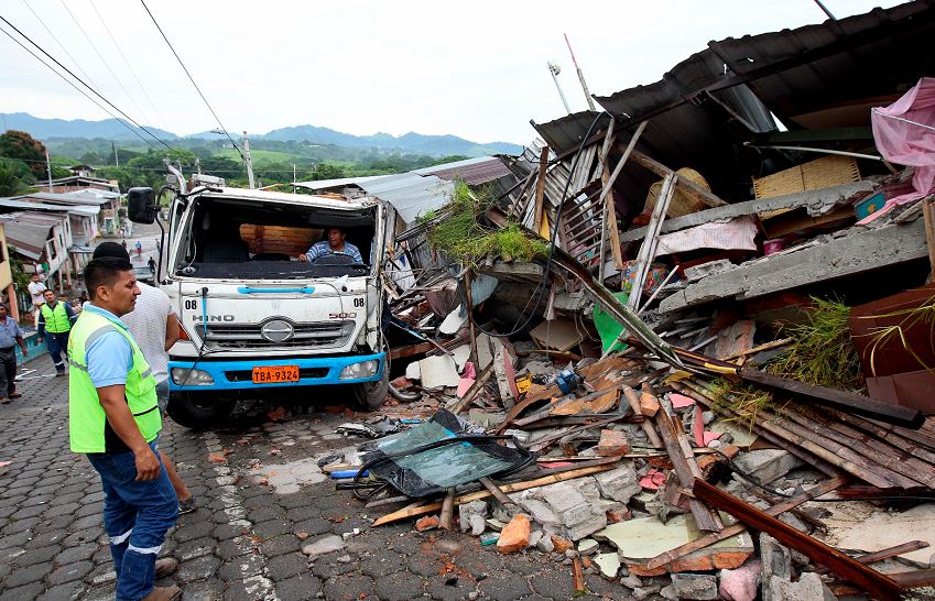 Venezuela envía a Ecuador quinto avión con ayuda a víctimas del terremoto