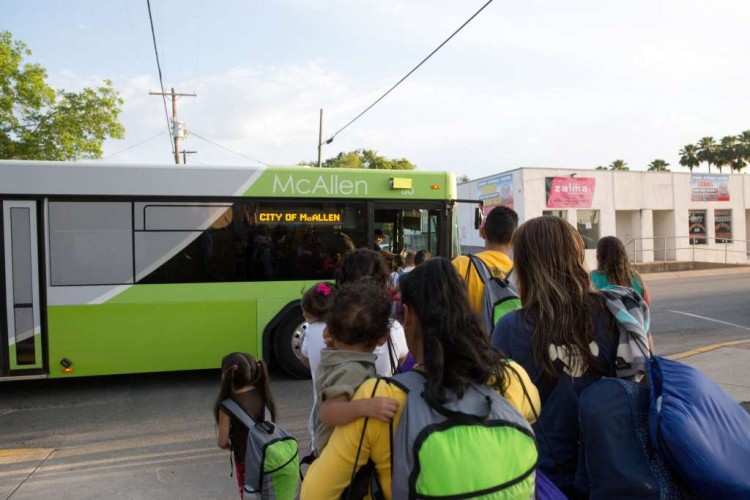 Número de indocumentados detenidos aumenta en frontera suroeste de EE.UU.