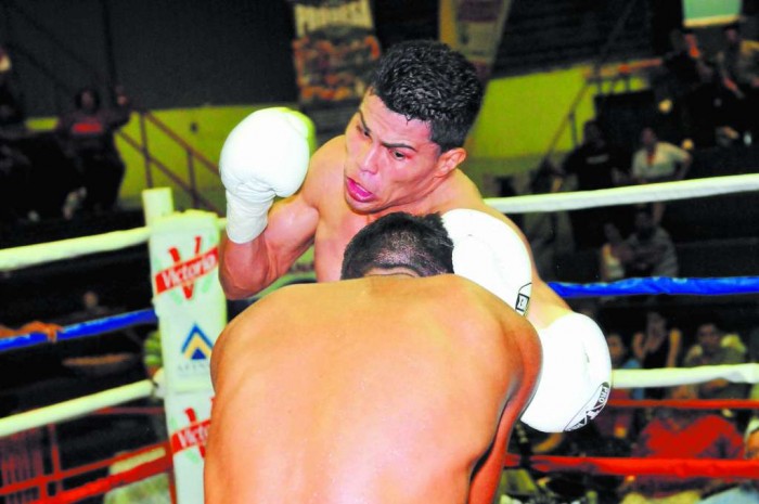 Walter Castillo peleará el 2 de julio en Chicago