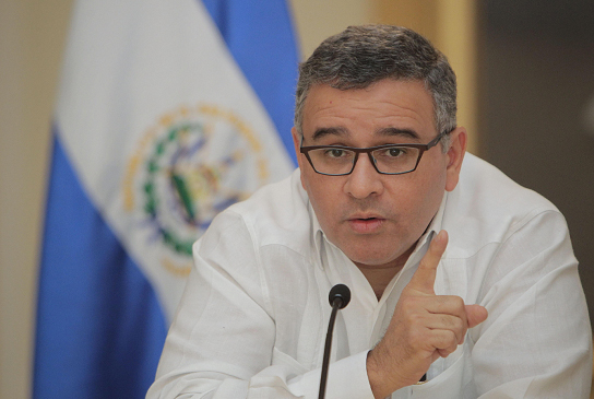 Mauricio Funes es señalado de recibir 1.5 millones de dólares de Odebrecht