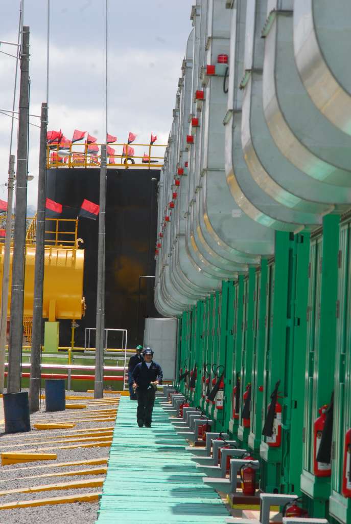 Los millonarios favores a Albageneración