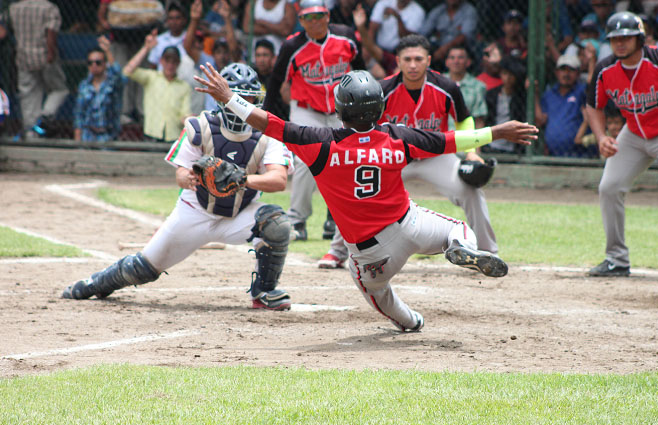 Toros de Chontales ganan respeto al sacarle serie a León