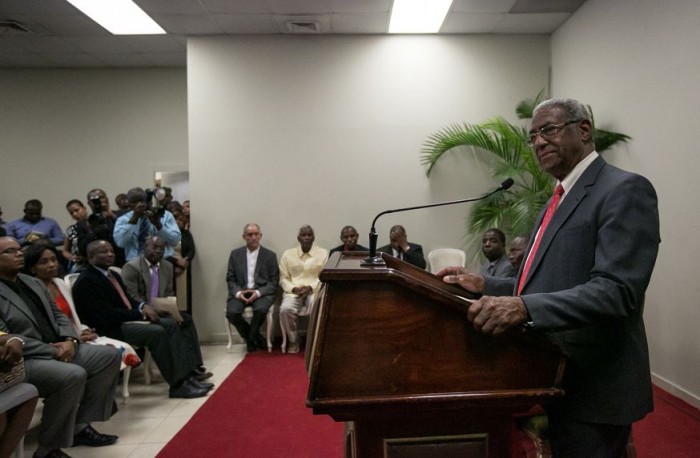 Haití, Francois Benoit