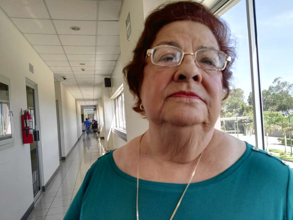 Critican de ilegal salida de Ellis