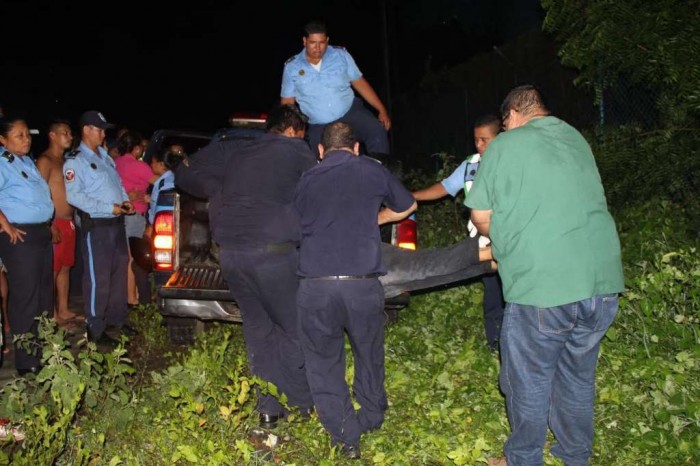 Muere motociclista al estrellarse contra otra moto