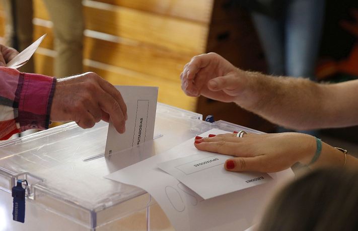 Participación de españoles en elecciones es similar a la de diciembre