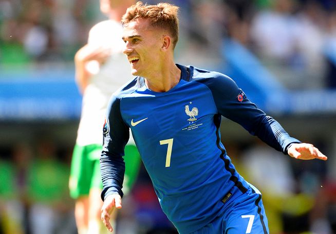 Antoine Griezmann clasifica a Francia para cuartos de la Euro 2016