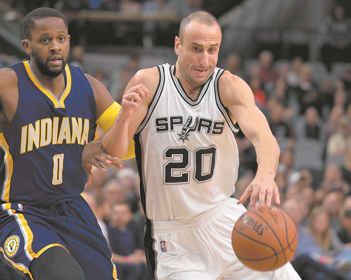 Manu Ginóbili continuará con los Spurs