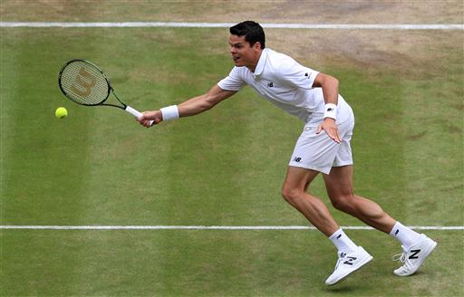 Milos Raonic saca de Wimbledon a Roger Federer