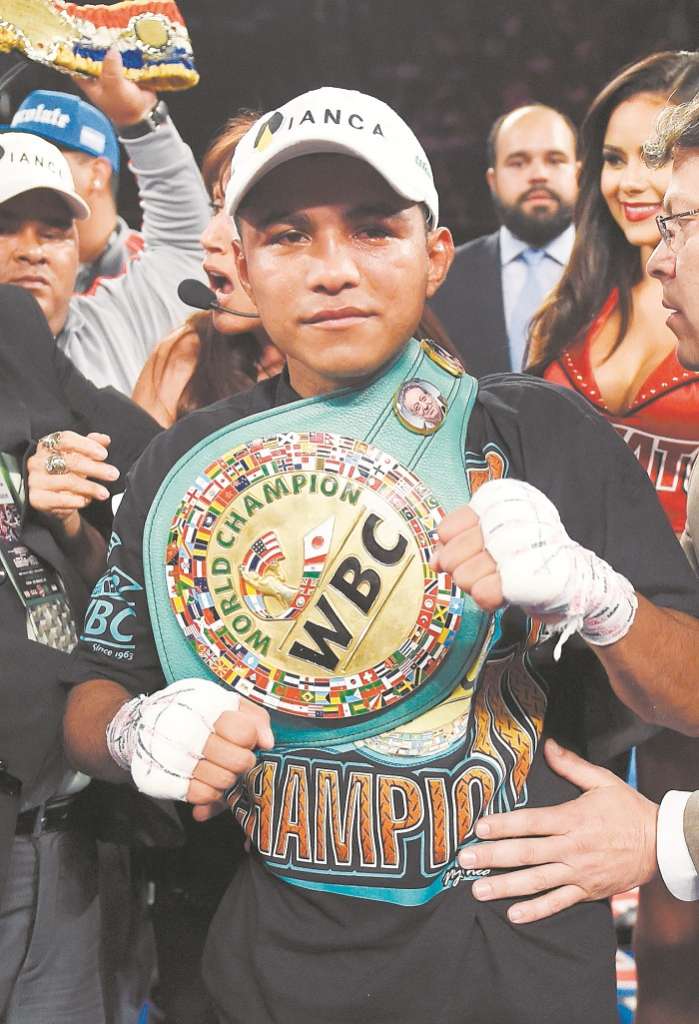 Más guanteo para Román González