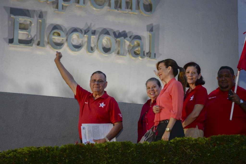 Reclamos sobre escombros del PLI