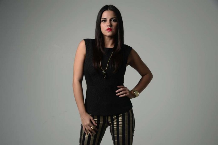 Maite Perroni ahora canta reggetón
